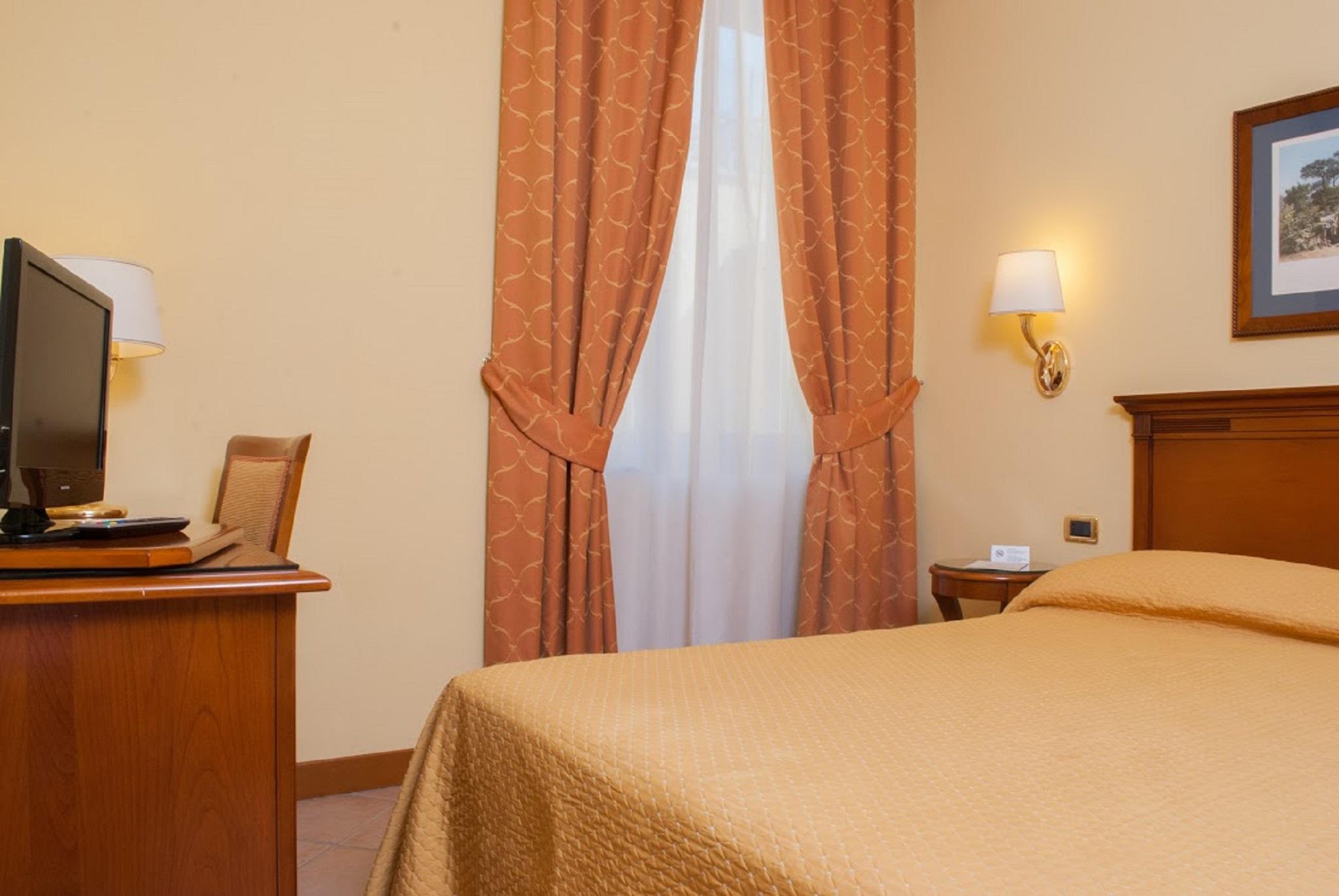 Le Cheminee Business Hotel Napoli ภายนอก รูปภาพ