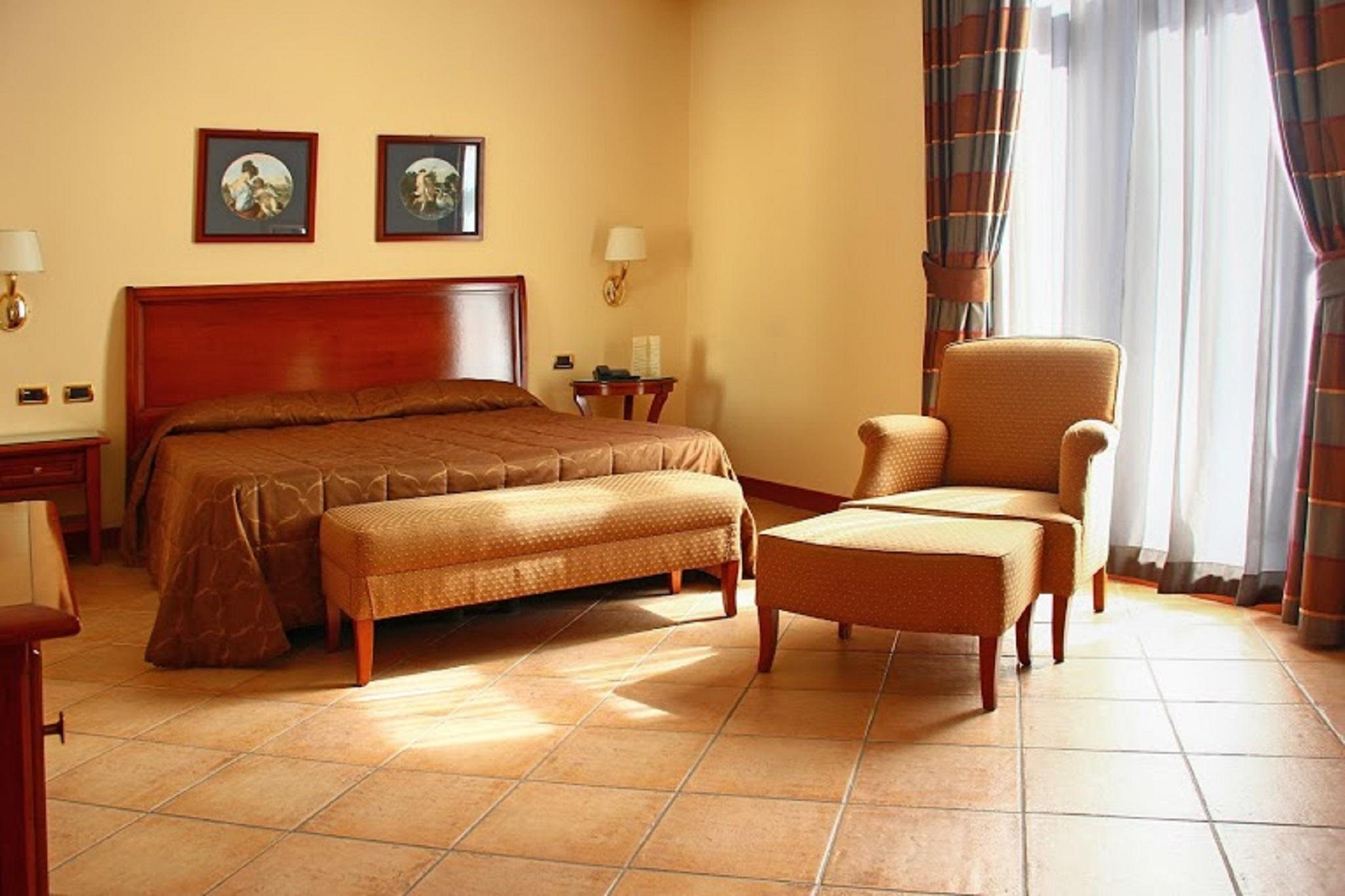 Le Cheminee Business Hotel Napoli ภายนอก รูปภาพ