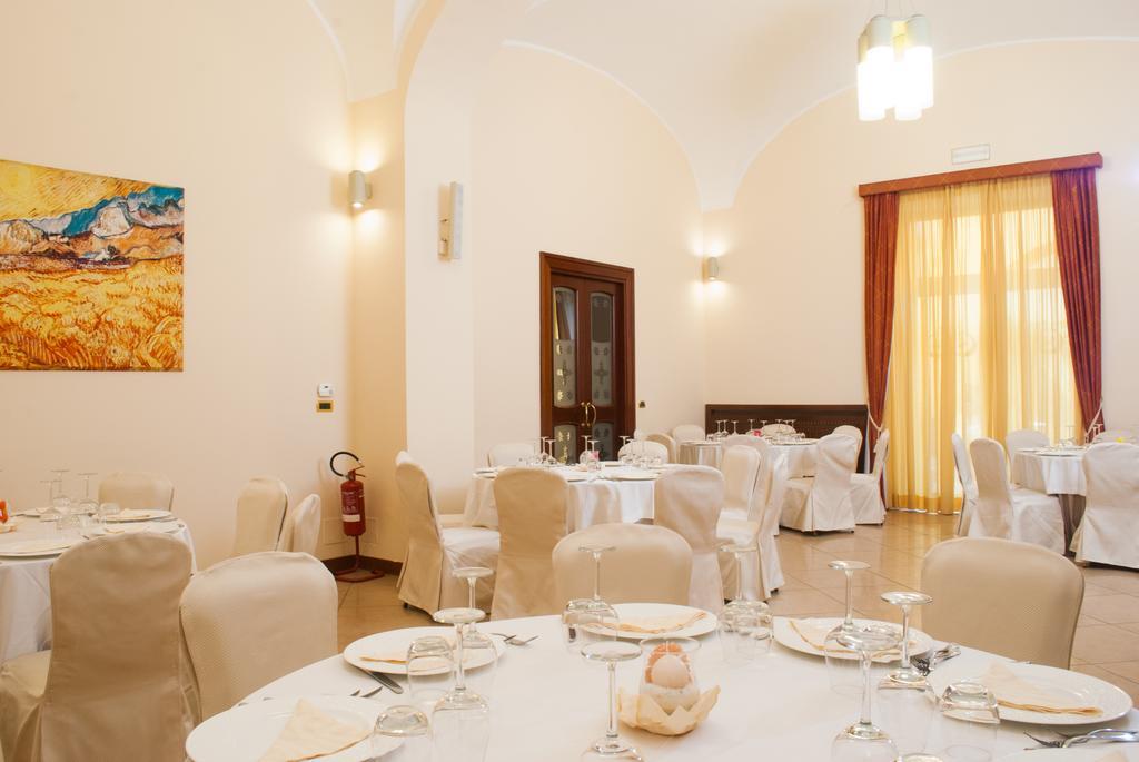Le Cheminee Business Hotel Napoli ภายนอก รูปภาพ