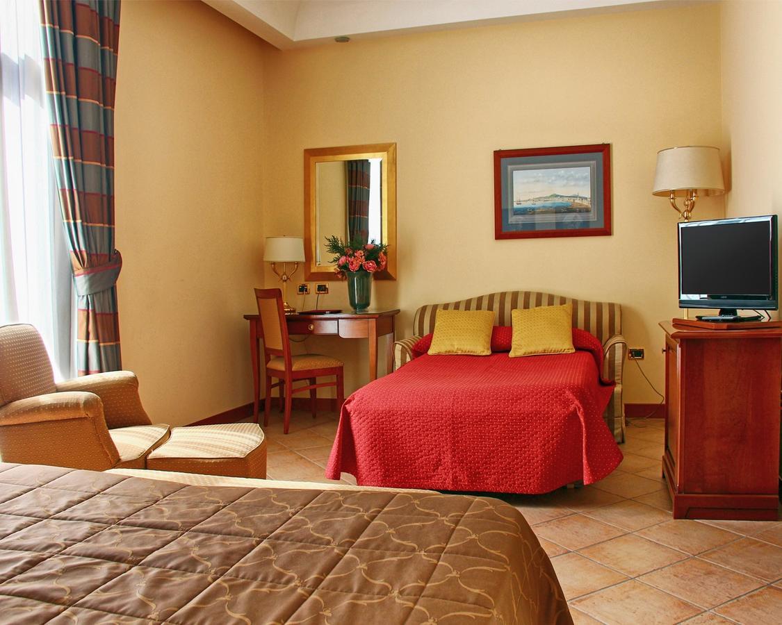 Le Cheminee Business Hotel Napoli ภายนอก รูปภาพ