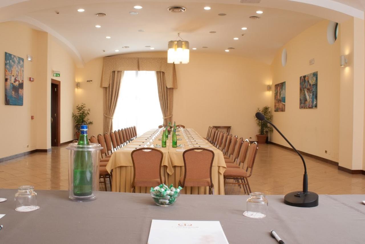Le Cheminee Business Hotel Napoli ภายนอก รูปภาพ